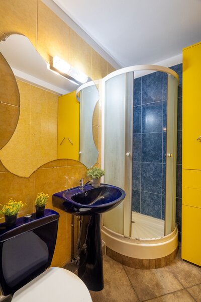 Crangasi  Garsoniera 27 mp 3 min Metrou Crangasi  Bloc 1981  Comision 0%