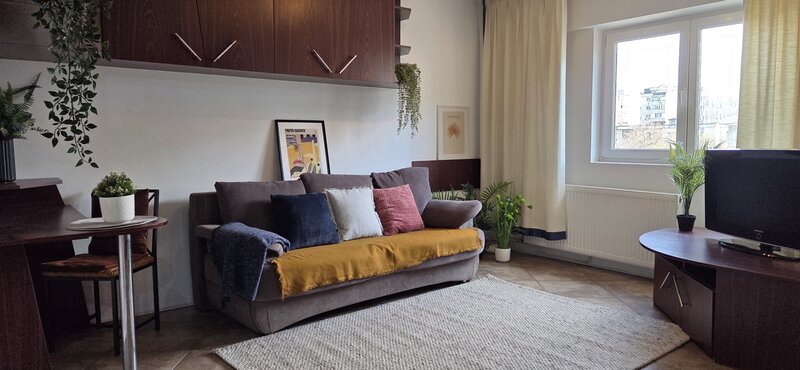 Crangasi  Garsoniera 27 mp 3 min Metrou Crangasi  Bloc 1981  Comision 0%